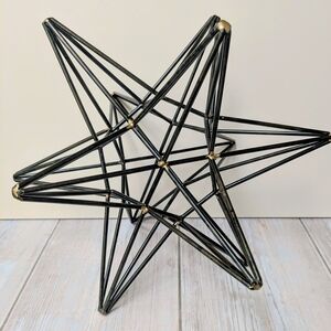 Black Metal Star Geometric Decorative Sculpture